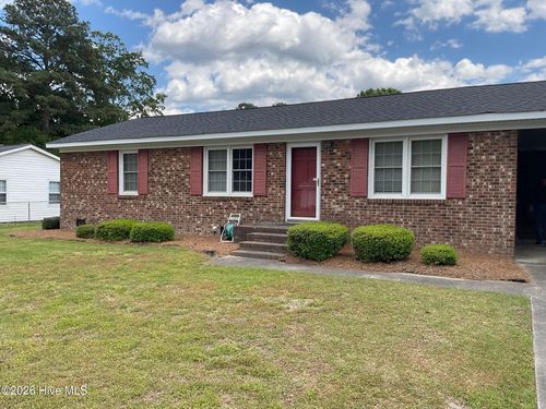 111 Belmont Dr, Greenville, NC, 27858-4934 | Card Image