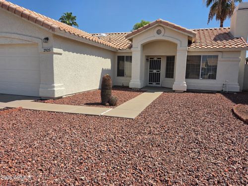 2925 E Blackhawk Dr, Phoenix, AZ, 85050-4721 | Card Image