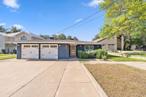1112 Pecan Dr, Marble Falls, TX, 78654-7268 | Card Image