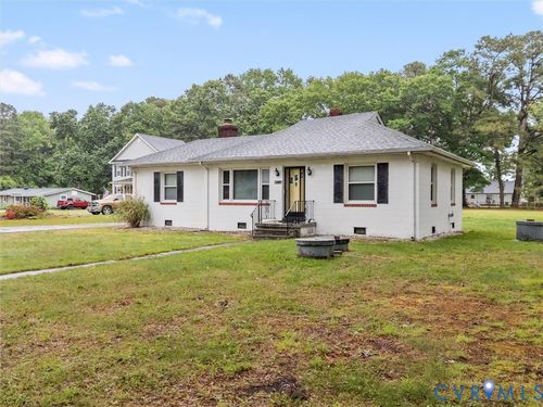 8470 Dell Ray Dr, Mechanicsville, VA, 23116-2302 | Card Image