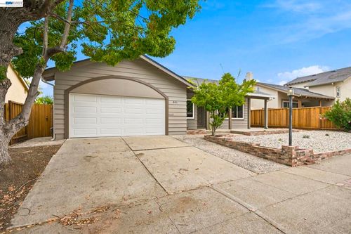 801 Lippert Ave, Fremont, CA, 94539-7451 | Card Image