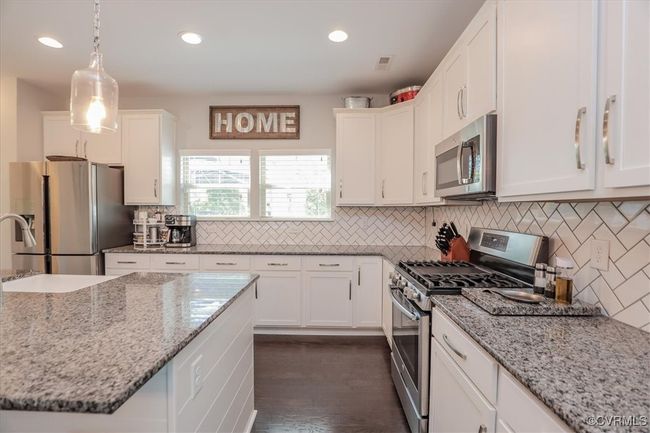 17751 Memorial Tournament Dr, Townhouse with 3 bedrooms, 4 bathrooms and null parking in Moseley VA | Image 17