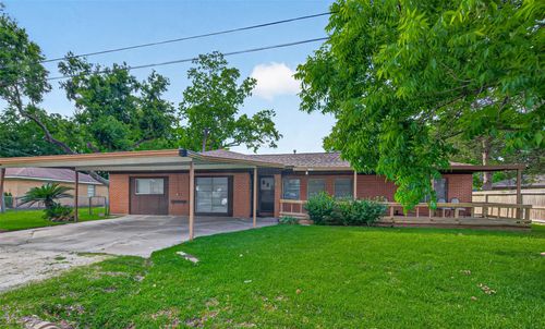4019 Beatrice Ave, Dickinson, TX, 77539-5203 | Card Image
