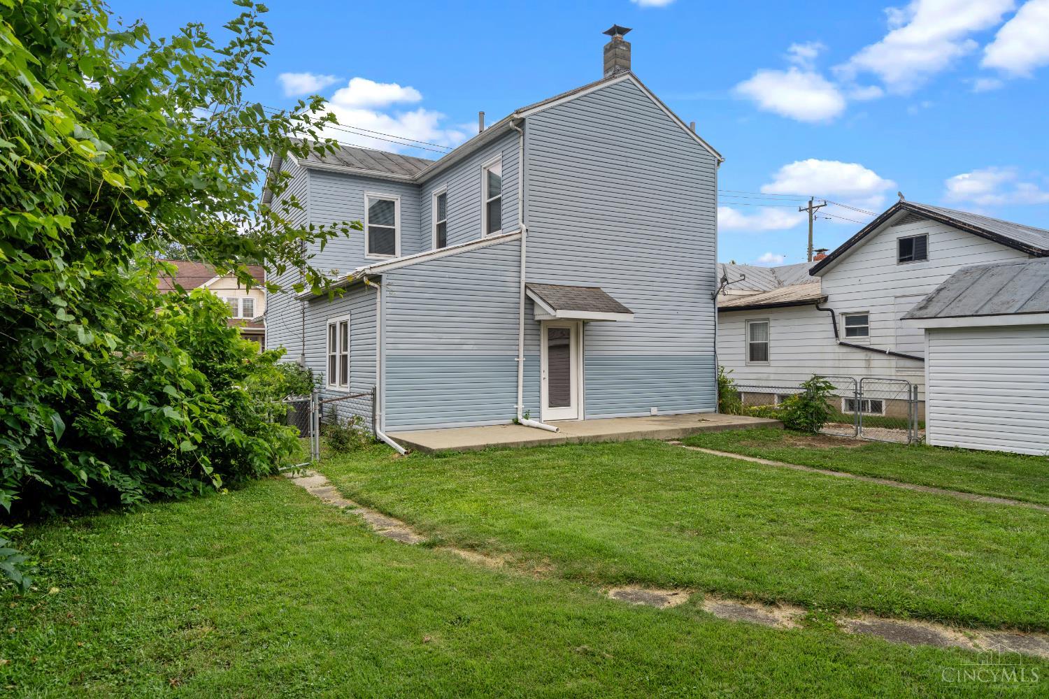 Residential in Seven Mile 5