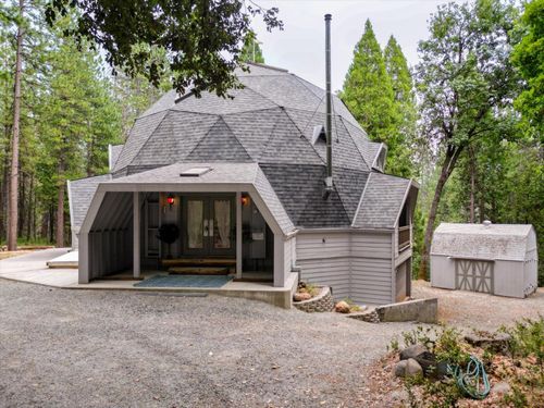 18125 Douglas Rd, Nevada City, CA, 95959-9238 | Card Image