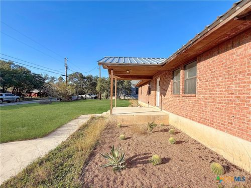 1616 Lonesome, Canyon Lake, TX, 78133-2858 | Card Image