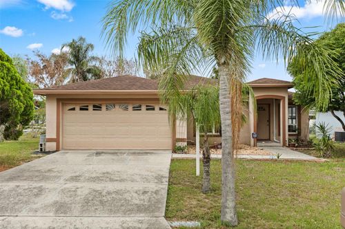329 Lake Daisy Loop, WINTER HAVEN, FL, 33884-2634 | Card Image