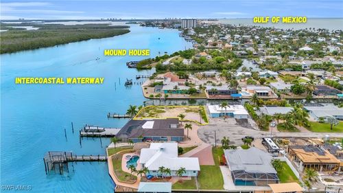 470 Madison Ct, FORT MYERS BEACH, FL, 33931-3643 | Card Image