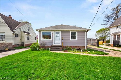 3124 W 142nd St, Cleveland, OH, 44111-1403 | Card Image