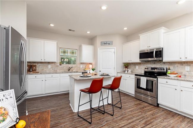 738 Stable View Loop, House other with 4 bedrooms, 3 bathrooms and null parking in Dallas GA | Image 5