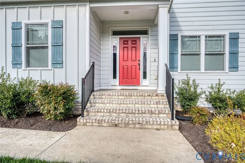 5800 Regal Ln, Providence Forge, VA, 23140-4420 | Card Image