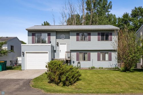 622 Willow Ct, Horace, ND, 58047-4507 | Card Image
