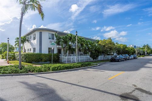 3-7925 Hawthorne Ave, Miami Beach, FL, 33141 | Card Image