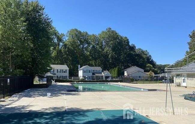 7 Sloop Square, Townhouse with 3 bedrooms, 2 bathrooms and null parking in Howell NJ | Image 28
