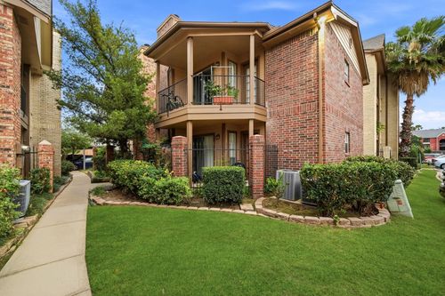 820-2121 Hepburn St, Houston, TX, 77054-3220 | Card Image