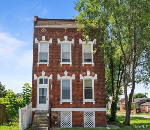3034 Rutger St, Saint Louis, MO, 63104-1840 | Card Image