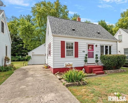 2240 E Keys Ave, Springfield, IL, 62702-4343 | Card Image