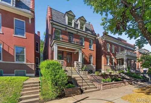 3441 Crittenden St, Saint Louis, MO, 63118-1105 | Card Image