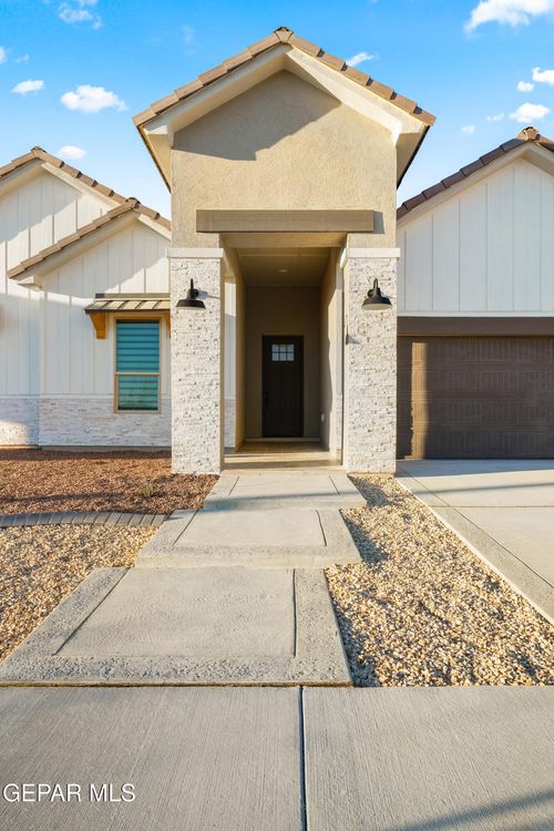 536 Paseo De La Reina St, El Paso, TX, 79928 | Card Image