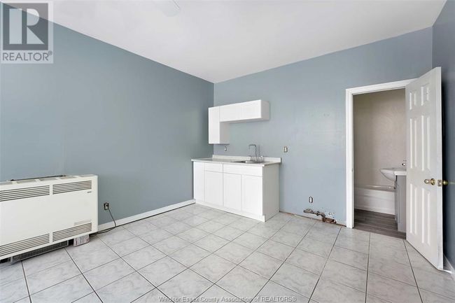 2 - 266 Seymour St, Condo with 2 bedrooms, 1 bathrooms and null parking in Amherstburg ON | Image 6
