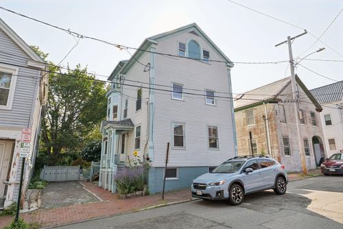 18 South Street, Portland, ME, 04101 | Card Image