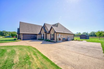 370 Pearl Dr, House other with 3 bedrooms, 2 bathrooms and null parking in Somerville TN | Image 3