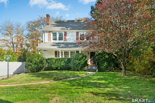 1018 North St, Greenwich, CT, 06831-2731 | Card Image
