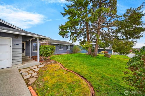 580 Sw 3rd Ave, Oak Harbor, WA, 98277-5111 | Card Image