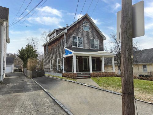 54 Cocks Ln, Locust Valley, NY, 11560-2313 | Card Image