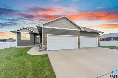 503 Miah St Street, Harrisburg, SD, 57032 | Card Image