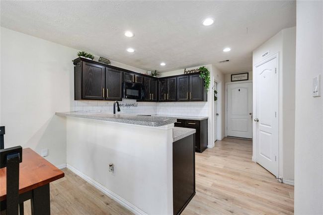 2814 Dustin Place Ct, House other with 4 bedrooms, 3 bathrooms and 2 parking in Humble TX | Image 10