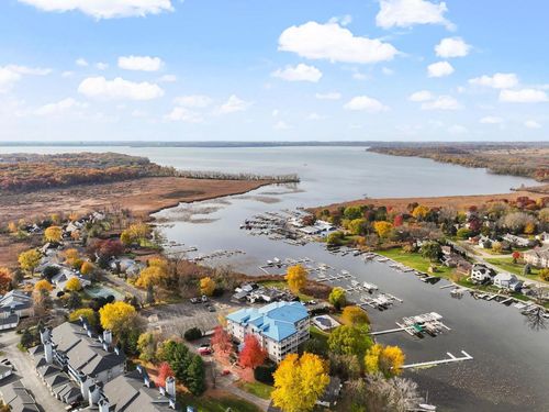 104-5355 Hansons Landing Landing, Westport, WI, 53704 | Card Image