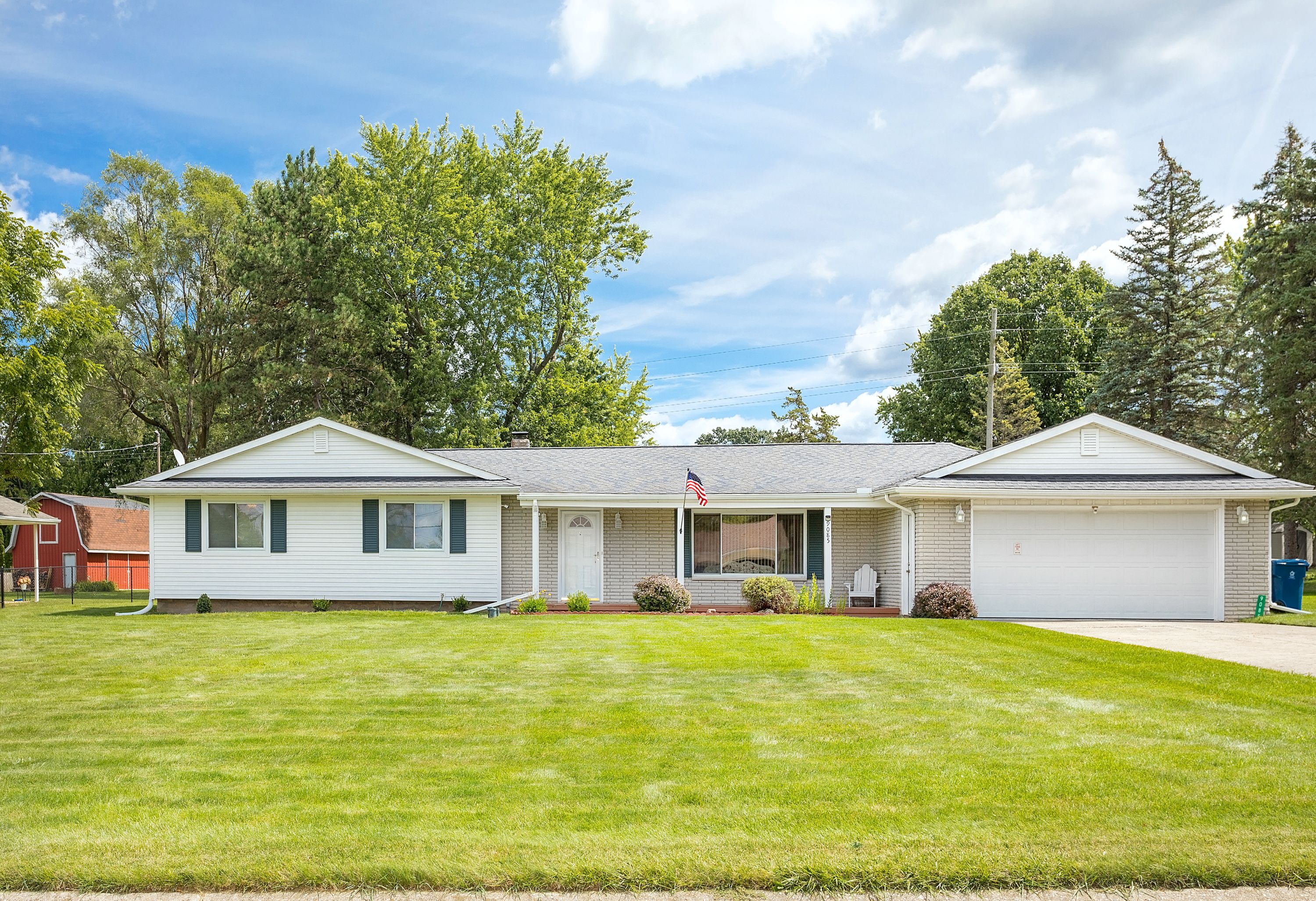 Del Rio Dr, Grand Blanc, MI 48439