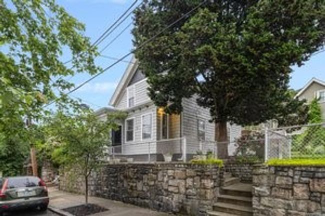 25 Tecumseh St, House other with 3 bedrooms, 2 bathrooms and null parking in Providence RI | Image 36