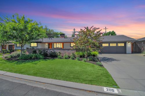 205 Robin Hood Drive, Modesto, CA, 95350 | Card Image