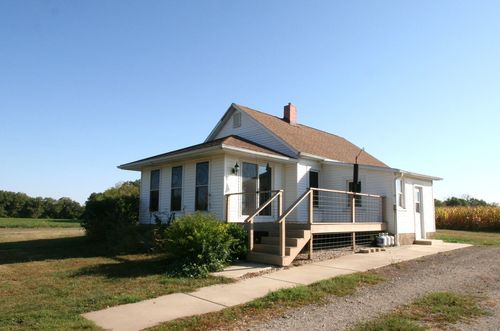 30403 Hancock Rd, Mackinaw, IL, 61755-9203 | Card Image