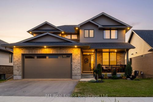 90 Rea Dr, Fergus, ON, N1M0H5 | Card Image