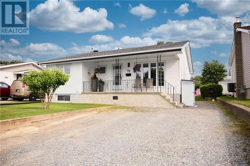 99 Catherine Dr, Garson, ON, P3L1H2 | Card Image