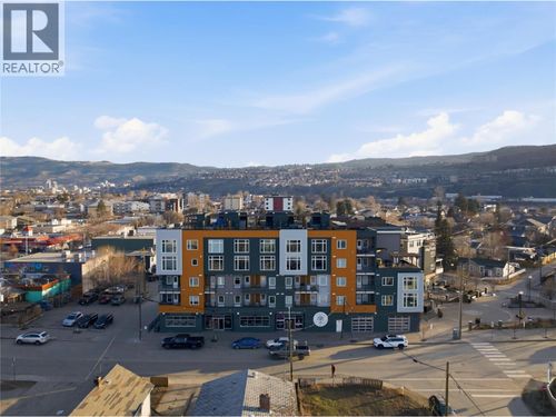 403-107 Yew St, Kamloops, BC, V2B4A1 | Card Image
