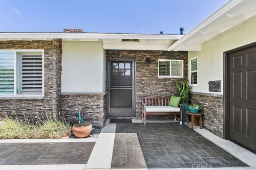 300 Bucknell Rd, Costa Mesa, CA, 92626-6139 | Card Image