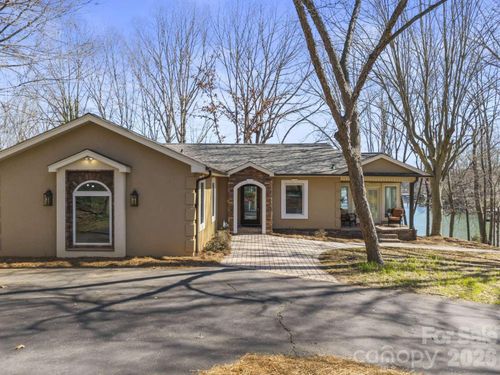 4448 Hill St, Sherrills Ford, NC, 28673-9372 | Card Image