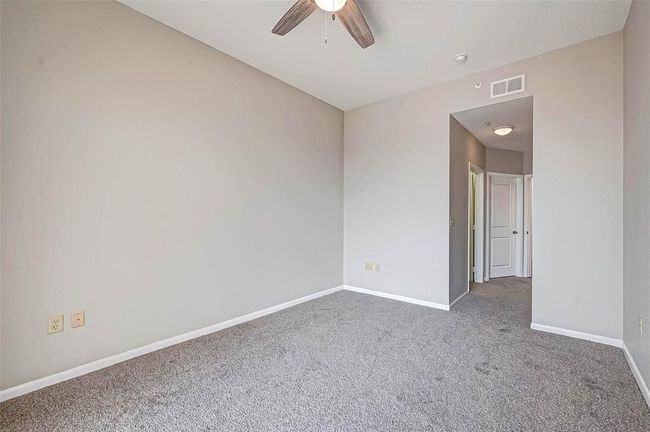 UNIT-2106 - 3505 Sage Rd, Condo with 2 bedrooms, 2 bathrooms and null parking in Houston TX | Image 13