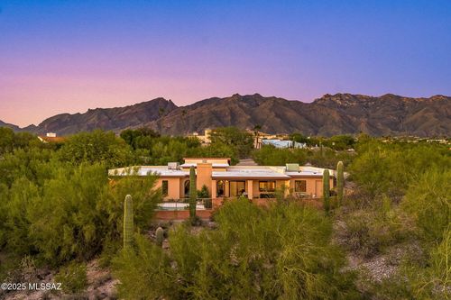 5084 E Calle De Las Chacras, Tucson, AZ, 85718-6868 | Card Image