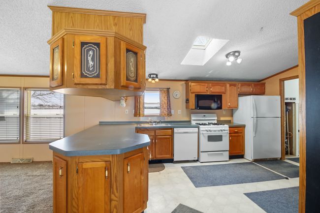 8795 Davey Dr, House other with 3 bedrooms, 2 bathrooms and null parking in Newport MI | Image 8