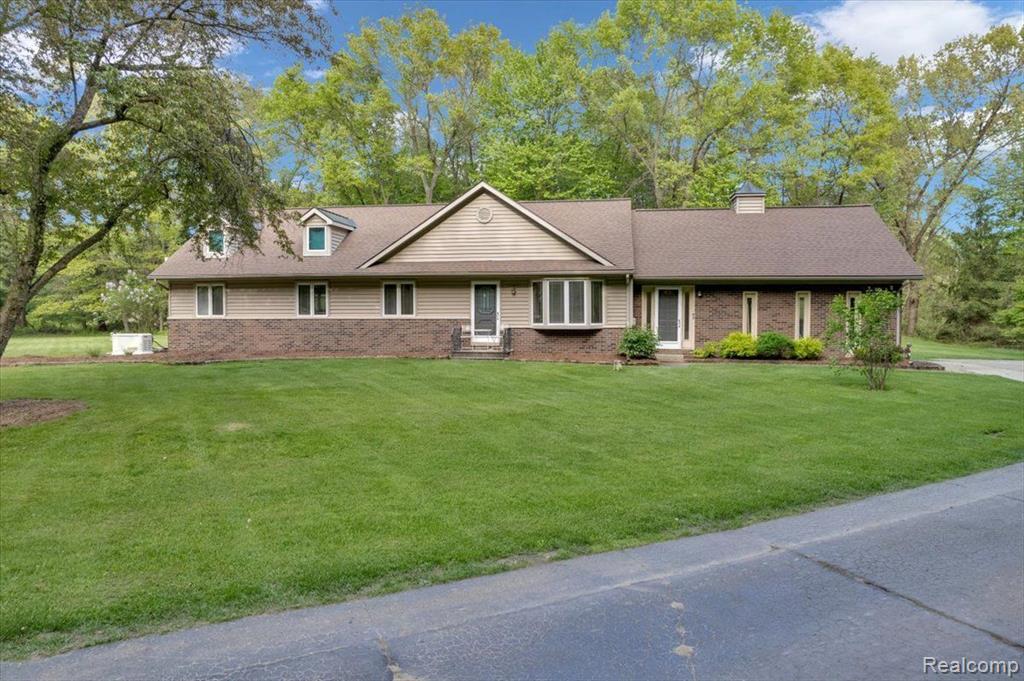 Predmore Rd, Oakland, MI 48363