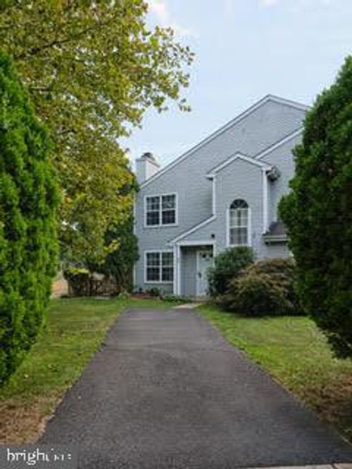 99 Carousel Cir, DOYLESTOWN, PA, 18901-5026 | Card Image