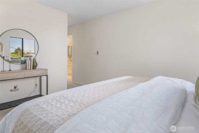 APT-302 - 2858 32 Nd Ave W, Condo with 2 bedrooms, 2 bathrooms and 1 parking in Seattle WA | Image 13