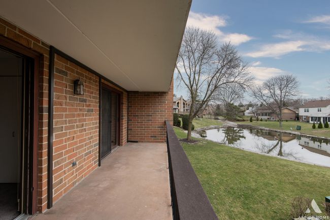 APT-1S - 9 Cinnamon Creek Dr, Condo with 2 bedrooms, 2 bathrooms and 2 parking in Palos Hills IL | Image 27