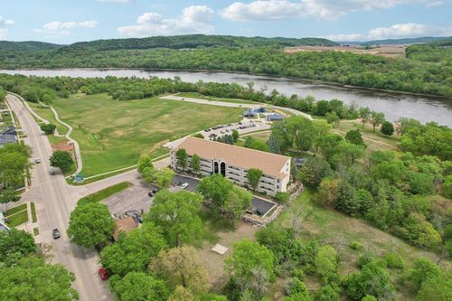 unit-18-50 Hemlock St, SAUK CITY, WI, 53583-1172 | Card Image