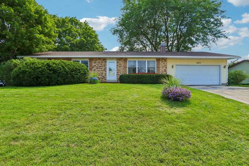 307 Meadowlark Circle, Deerfield, WI, 53531 | Card Image